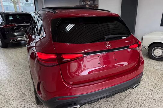 Mercedes GLC 300 4-Matic AMG Line