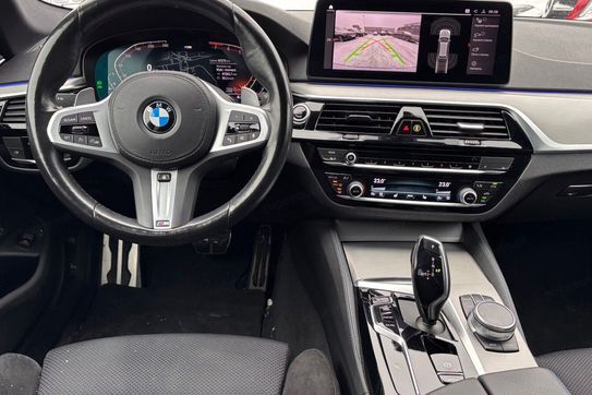 BMW Seria 5 530i xDrive mHEV M Sport sport-aut
