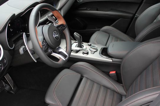 Alfa Romeo Stelvio 2.0 Turbo Intensa Q4