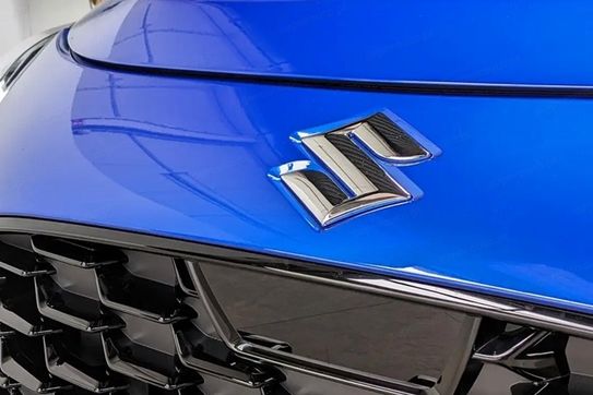 Suzuki Swift Premium Plus 1.2 Dualjet SHVS