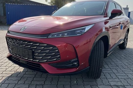 MG HS 1.5T HEV+ Excite aut