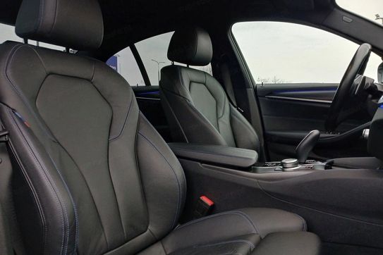 BMW Seria 5 520d xDrive M Sport