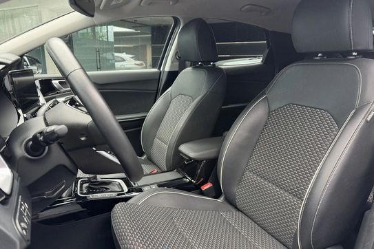 Kia XCeed 1.5 T-GDI Business Line DCT