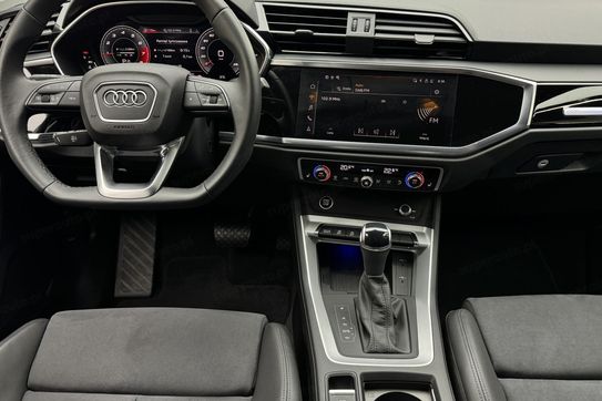 Audi Q3 35 TFSI S-Line