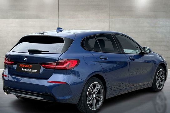 BMW Seria 1 118i Sport Line