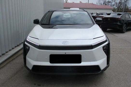 Toyota bZ4X Executive BEV AWD