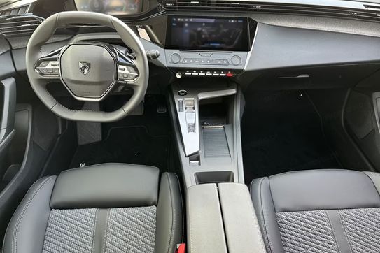 Peugeot 308 Allure EAT8 1.5 BlueHDi