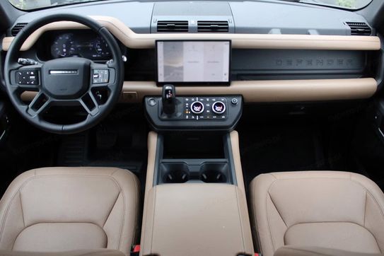 Land Rover Defender 110 D350 X-Dynamic HSE