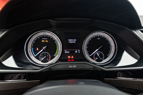 Skoda Superb 1.4 TSI Plug-In Hybrid L&K DSG