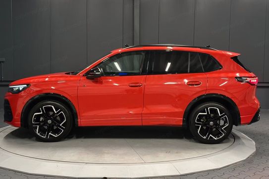 Volkswagen Tiguan R-Line Plus 2.0 TSI 4Mot. DSG