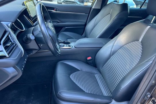 Toyota Camry 2.5 Hybrid