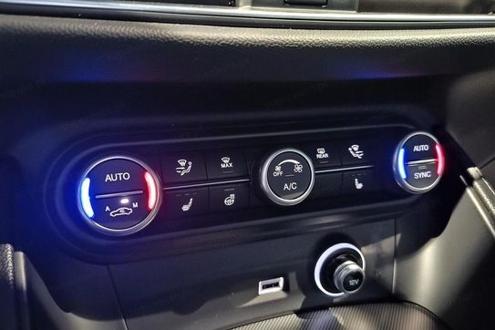 Alfa Romeo Stelvio 2.0 Turbo Veloce Q4 aut