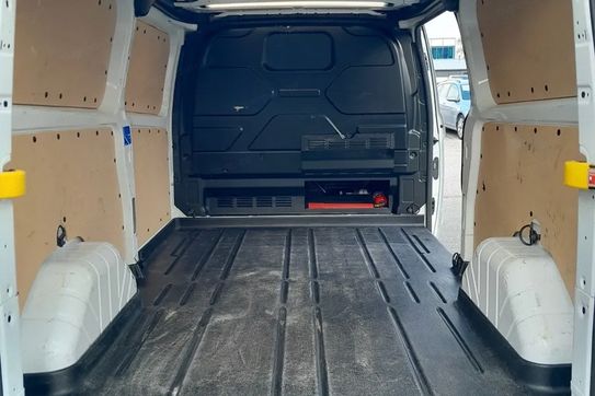 Ford Transit Custom L2H1 AT