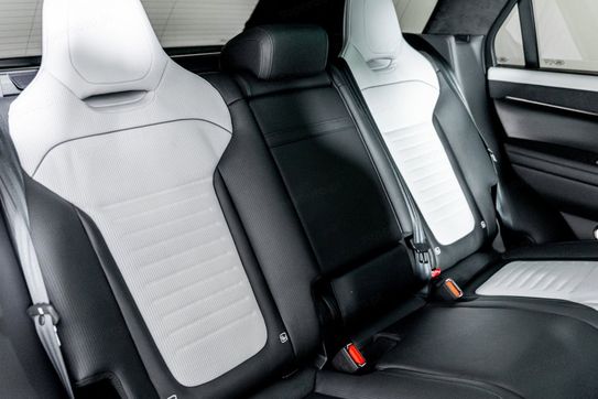 Land Rover Range Rover Sport S 4.4 V8 P635 SV Edition Two