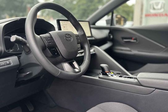 Toyota C-HR Style 2.0 Hybrid Dynamic Force Plug-in