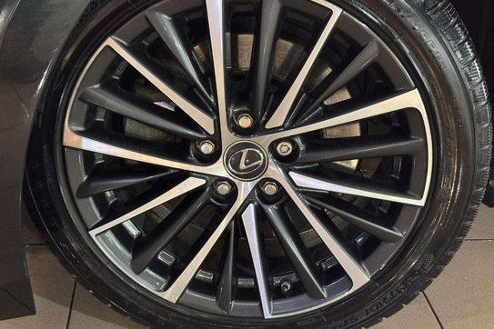 Lexus ES 300h Prestige