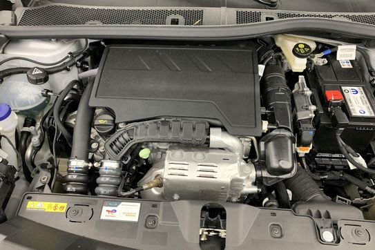 Peugeot 2008 STYLE 1.2 PureTech