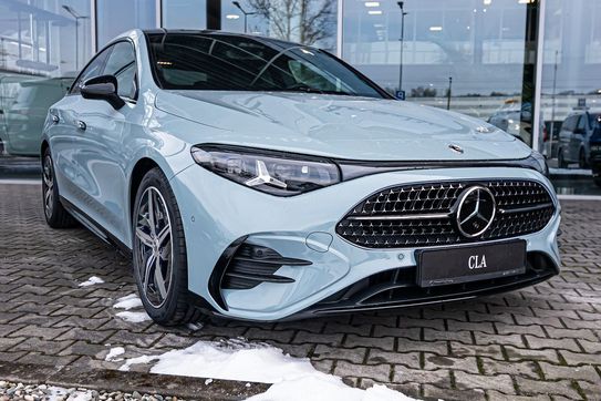 Mercedes CLA 200 AMG Line
