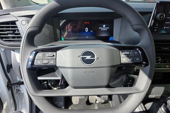 Opel Vivaro XL L2H1 Zabudowa Brygadowa Składana