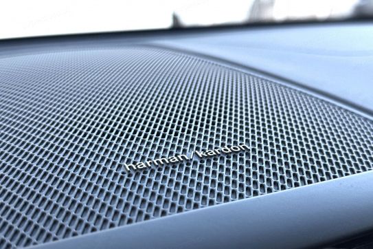 Volvo XC60 T8 Plug-In Hybrid AWD Ultra Dark