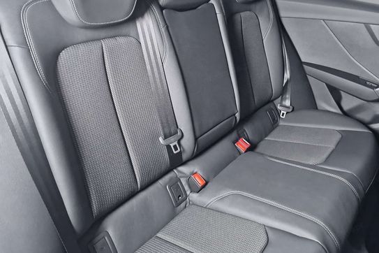Audi Q2 35 TFSI S Line
