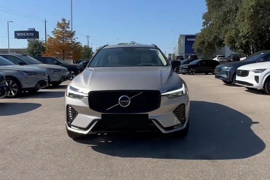 Volvo XC60 T6 Plug-In Hybrid AWD Ultra Dark