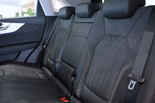 Hongqi HS5 2.0T AWD