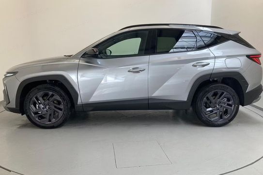 Hyundai Tucson 1.6 T-GDi HEV Smart Black 2WD aut