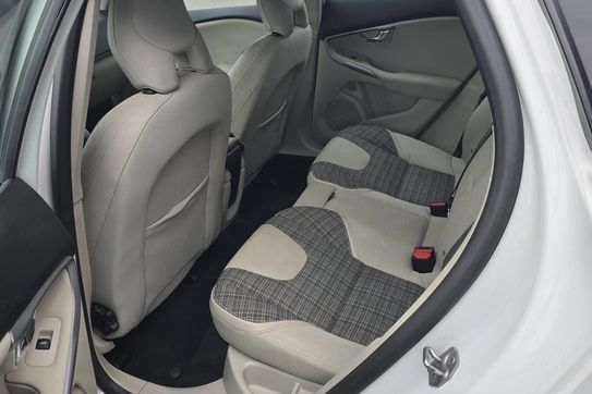Volvo V40 T3 Drive-e Momentum