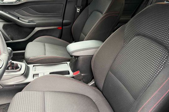 Ford Focus ST-Line X  1.0 EcoBoost