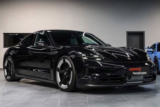 Porsche Taycan 4S
