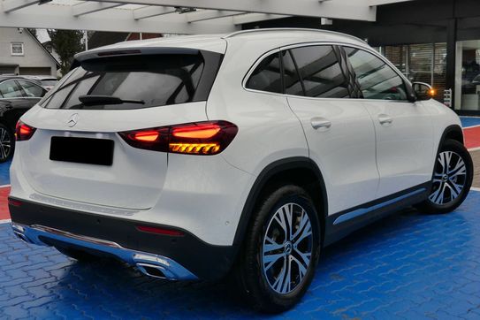 Mercedes GLA 220 4-Matic Progressive