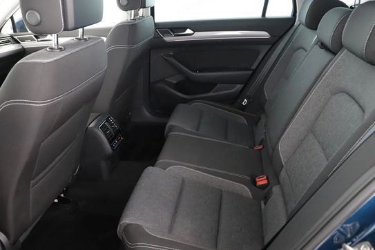 Volkswagen Passat 2.0 TDI 4Mot. Elegance DSG