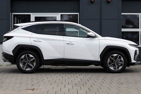Hyundai Tucson 1.6 T-GDi HEV Smart 2WD aut