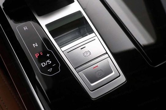 Audi A8 S8 TFSI quattro