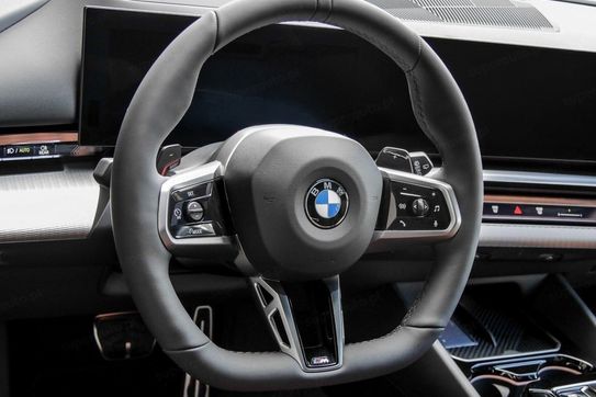 BMW Seria 5 Touring 520d xDrive M Sport