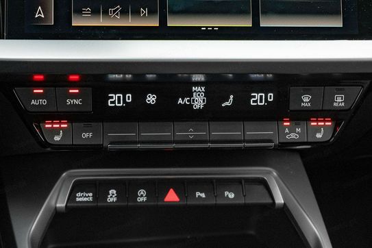 Audi A3 35 TFSI mHEV S tronic