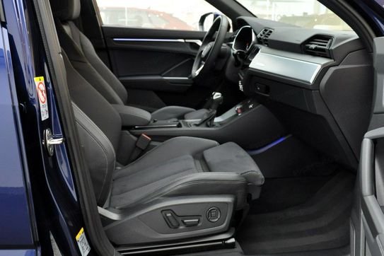 Audi Q3 45 TFSI quattro S-Line S tronic