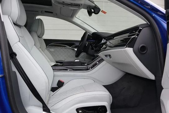 Audi A8 L 60 TFSI e quattro Tiptr.