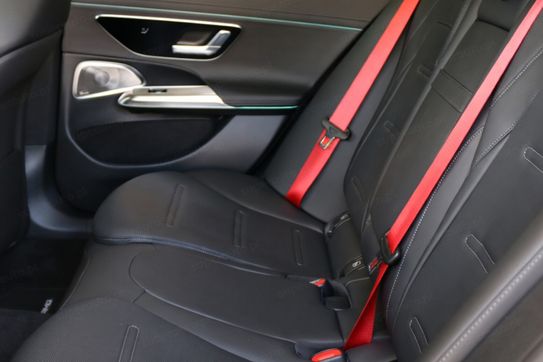 Mercedes E Klasa AMG 53  4Matic+ Hybrid