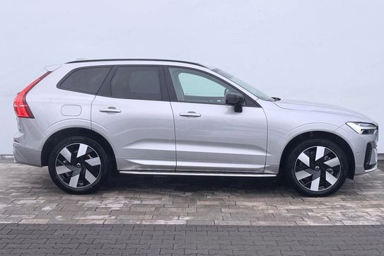 Volvo XC60 T8 Recharge Plug-In Hybrid AWD Ultra Dark
