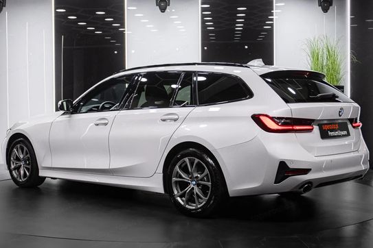 BMW Seria 3 318d Sport Line