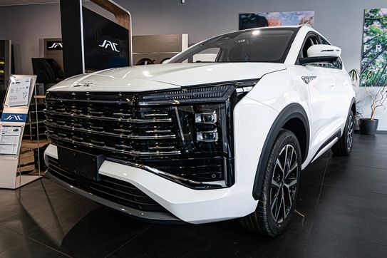 Jac JS8 Pro 1.5 T-GDI 7 DCT 7os.