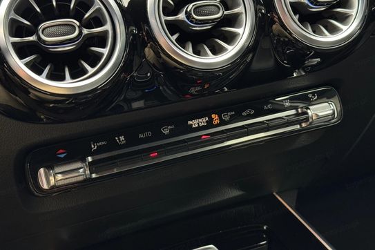 Mercedes EQA 250+ 70.5kWh Progressive