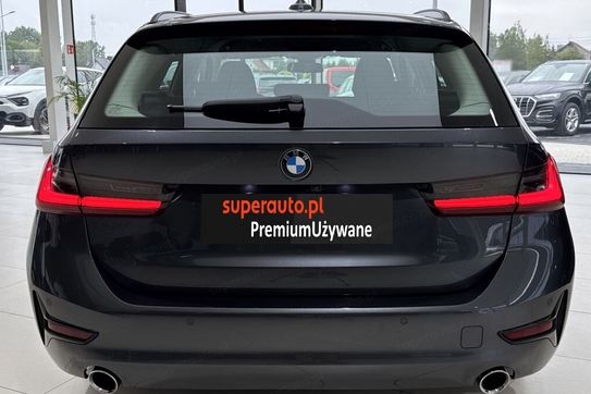 BMW Seria 3 Touring 318i