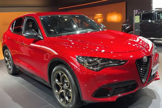 Alfa Romeo Stelvio 2.0 Turbo Intensa Q4