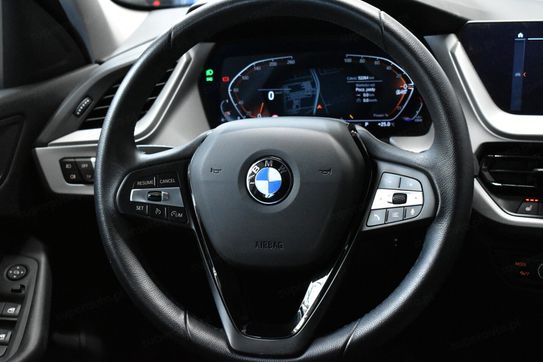 BMW Seria 1 118i