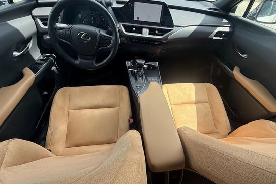 Lexus UX 200 Business