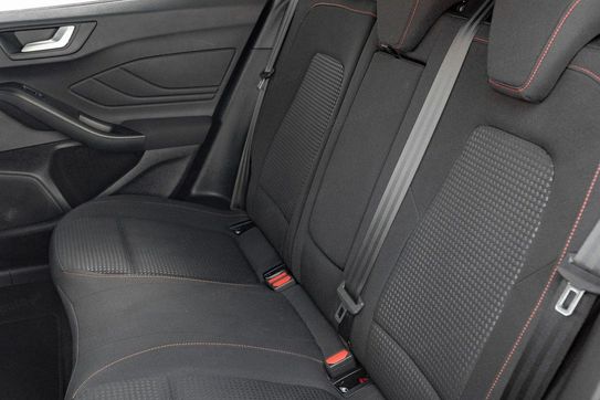 Ford Focus 1.0 EcoBoost mHEV ST-Line X aut