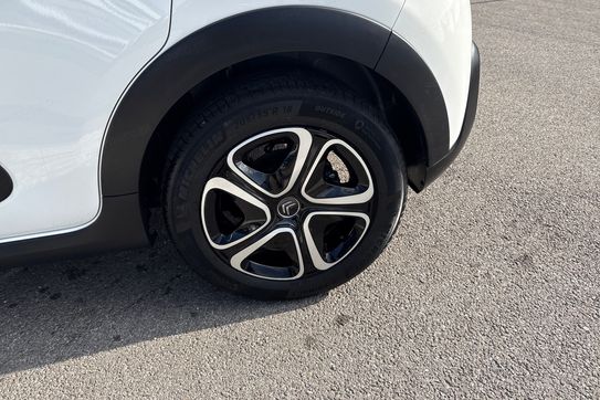 Citroen C3 Shine 1.2 PureTech EAT6